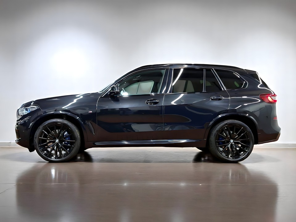BMW X5 xDrive30d M-Sport (2)