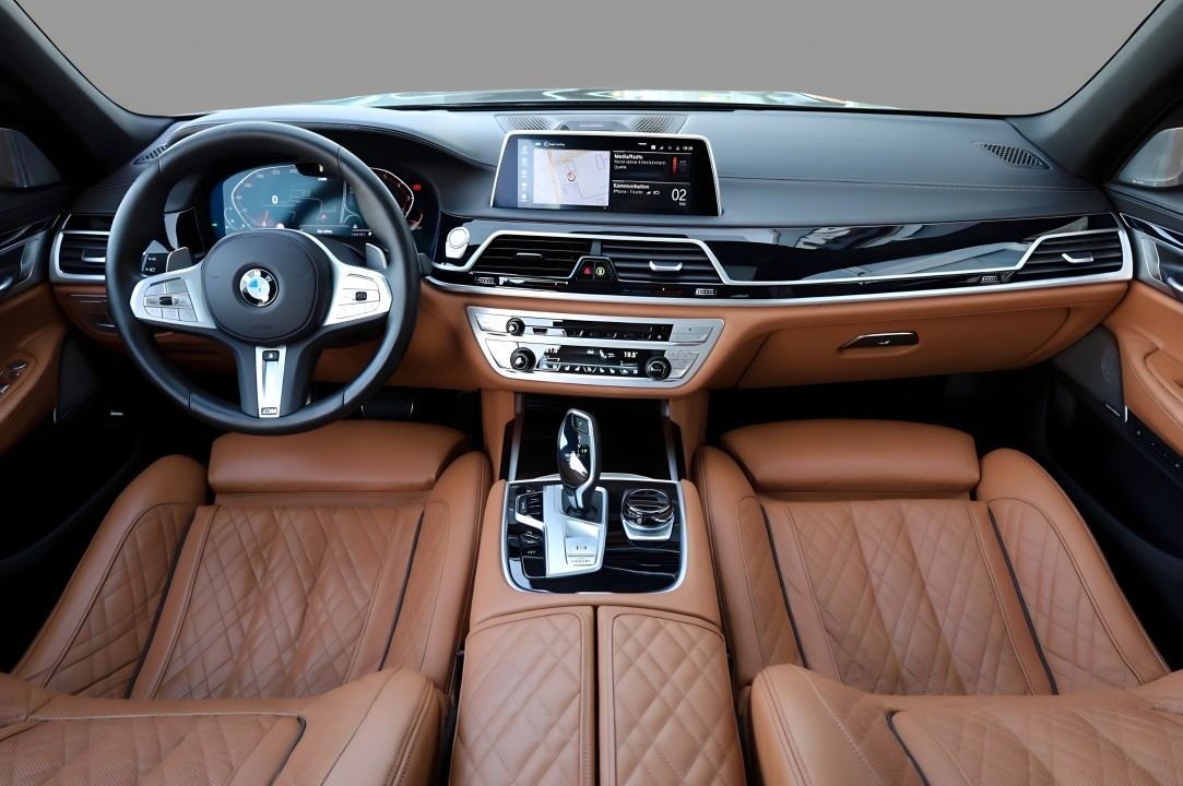 BMW Seria 7 750i xDrive M-Sport - foto 13