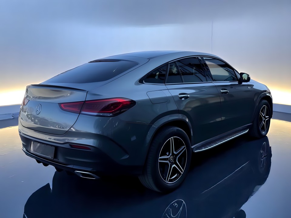 Mercedes-Benz GLE Coupe 350e 4MATIC AMG Line (2)