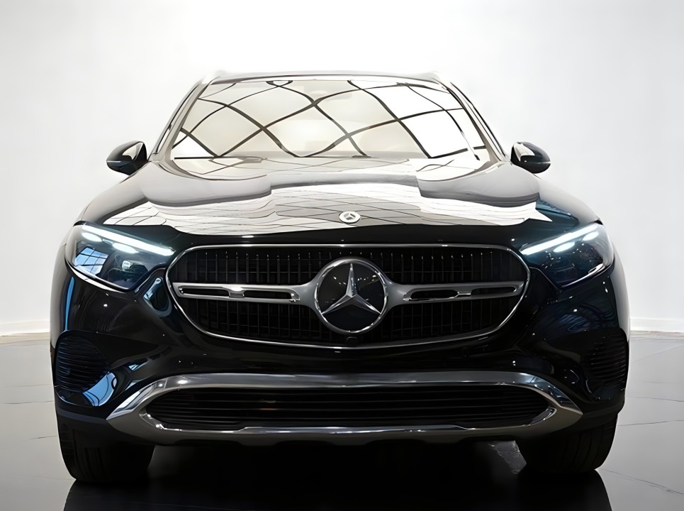 Mercedes-Benz GLC 300e 4MATIC Avantgarde (2)