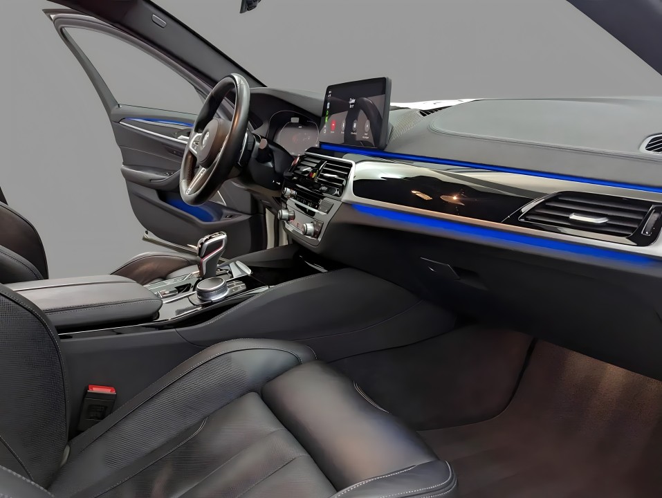 BMW M5 Competition - foto 14