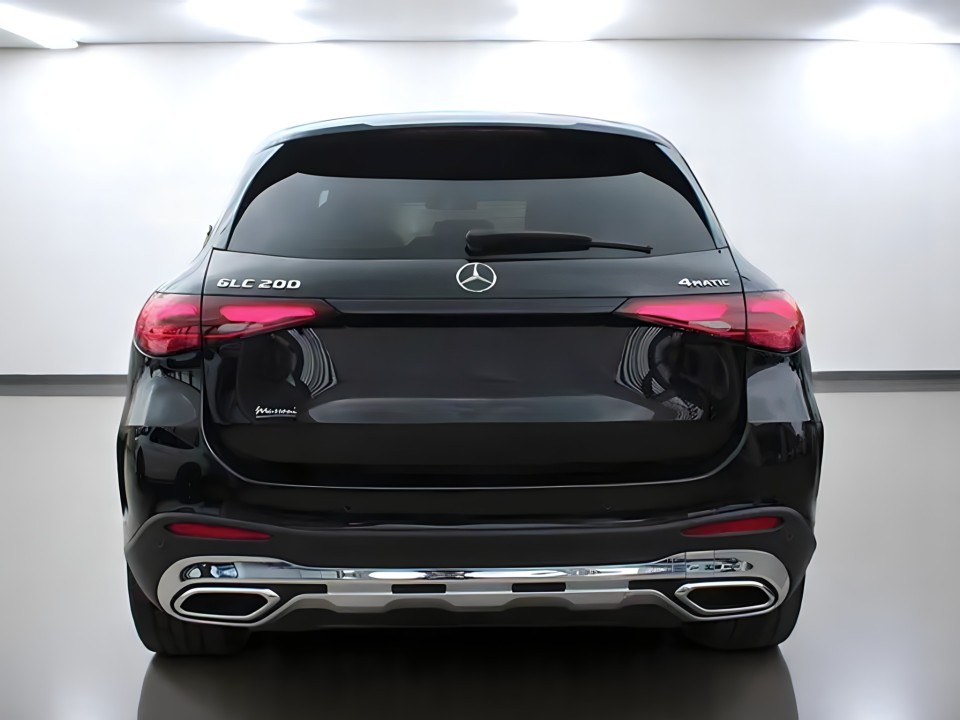 Mercedes-Benz GLC 200 4MATIC (5)