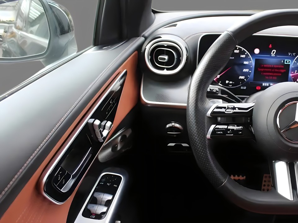 Mercedes-Benz GLC 200 4MATIC - foto 12