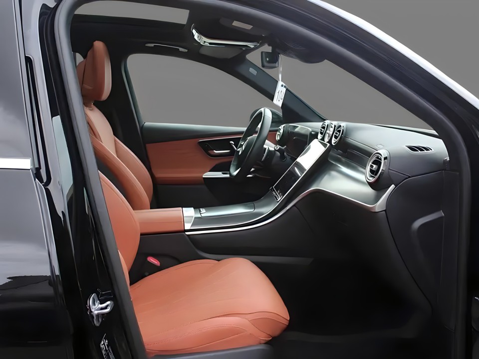 Mercedes-Benz GLC 200 4MATIC - foto 28