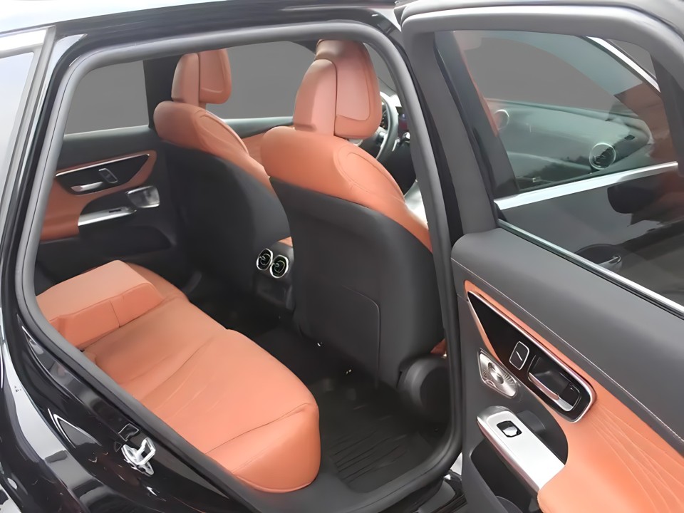 Mercedes-Benz GLC 200 4MATIC - foto 30
