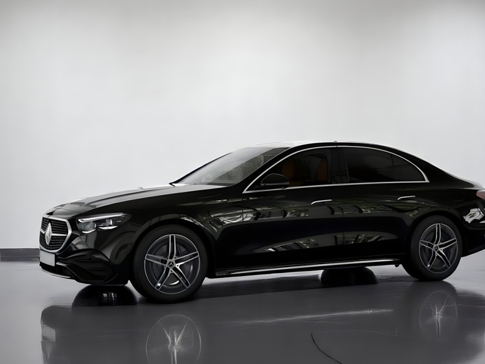 Mercedes-Benz E 300eAMG Line (2)