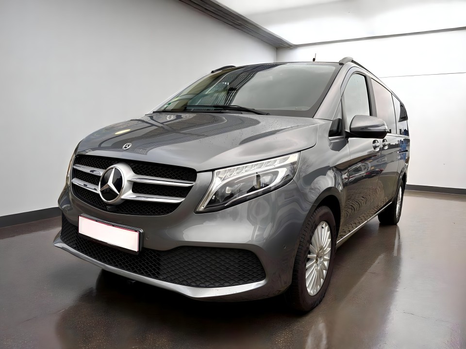 Mercedes-Benz V 300d 4MATIC Extralong Avantgarde (3)