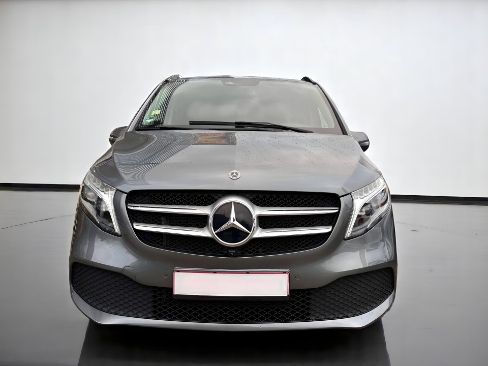 Mercedes-Benz V 300d 4MATIC Extralong Avantgarde (2)