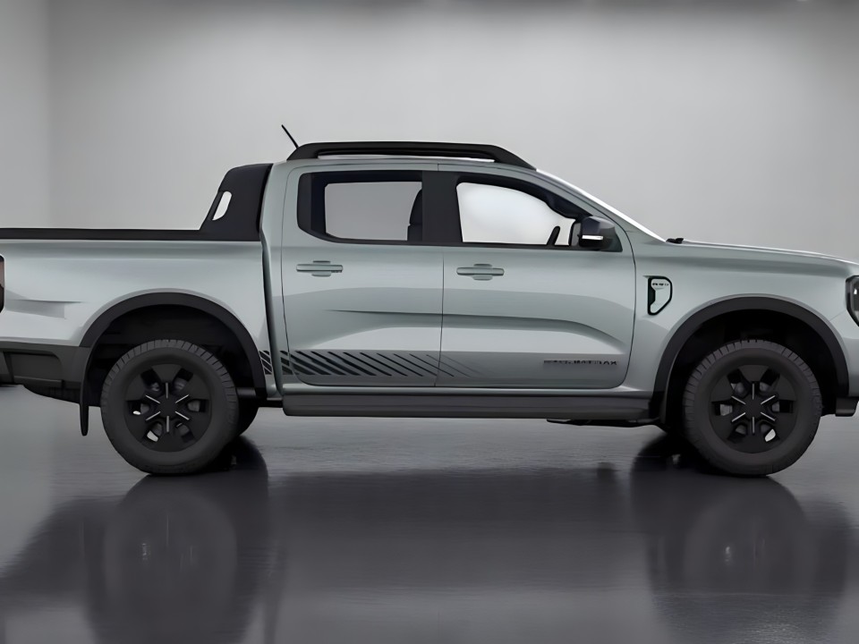 Ford Ranger Stormtrak PHEV (5)