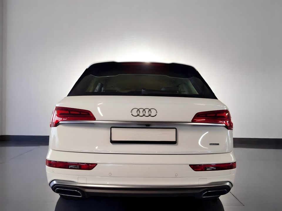 Audi Q5 55 TFSIe quattro (3)