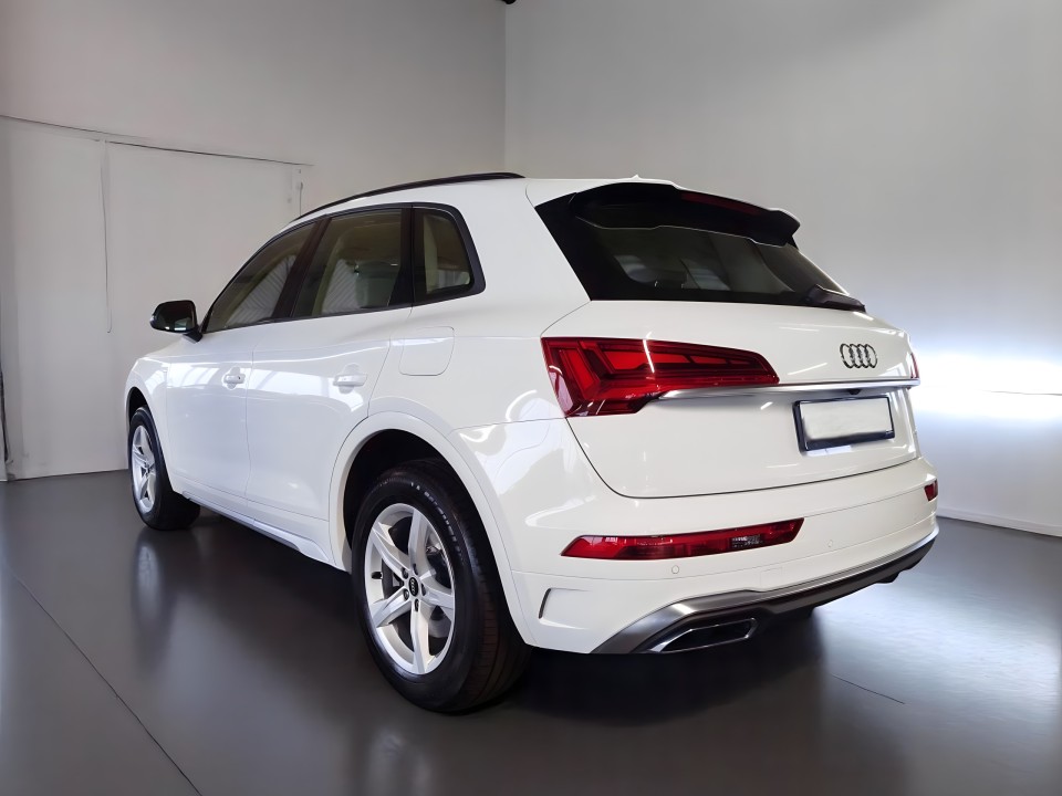 Audi Q5 55 TFSIe quattro (4)