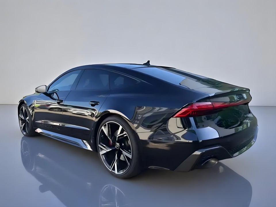 Audi RS7 Performance (2)