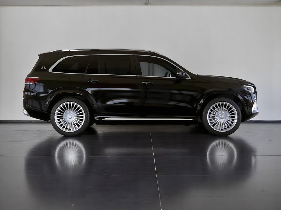 Mercedes-Benz GLS Maybach Mercedes-Benz GLS 600 Maybach (3)