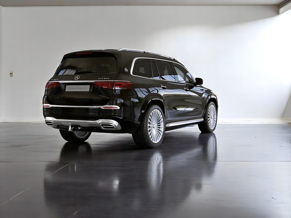 Mercedes-Benz GLS Maybach Mercedes-Benz GLS 600 Maybach (4)