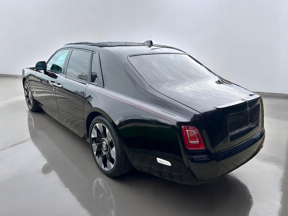 Rolls-Royce Phantom (5)