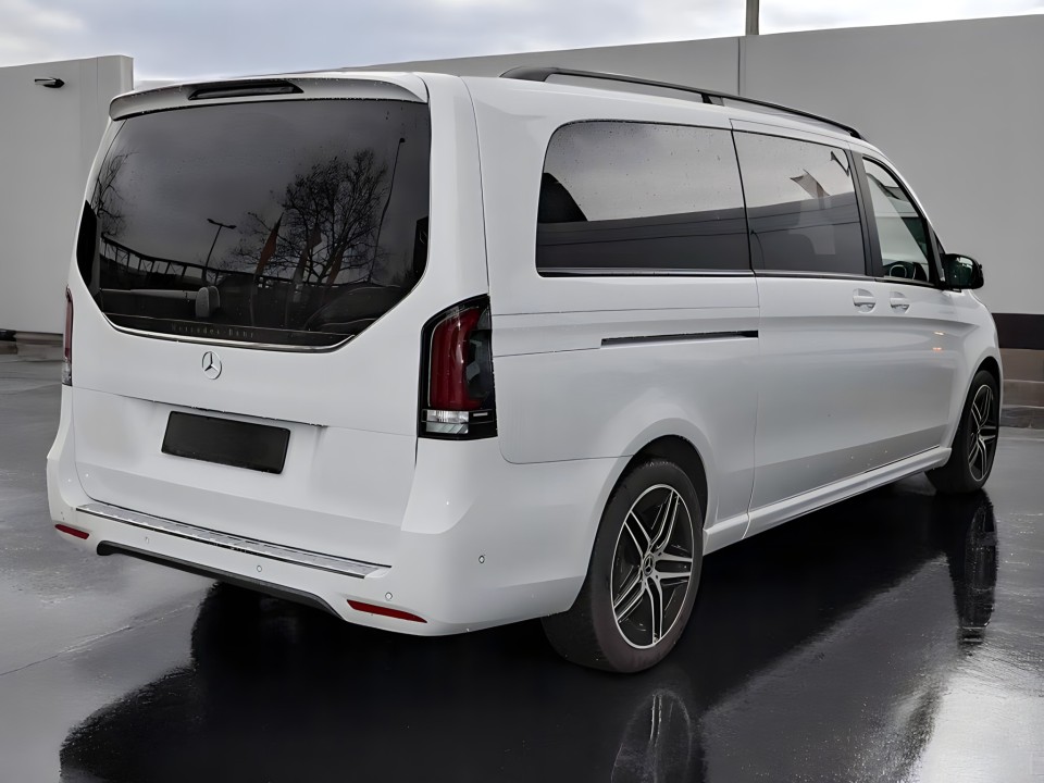 Mercedes-Benz V 250d Extralong Avantgarde (2)