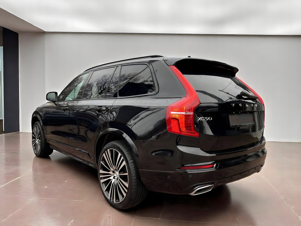 Volvo XC 90 R Design Plug-In Hybrid AWD (4)