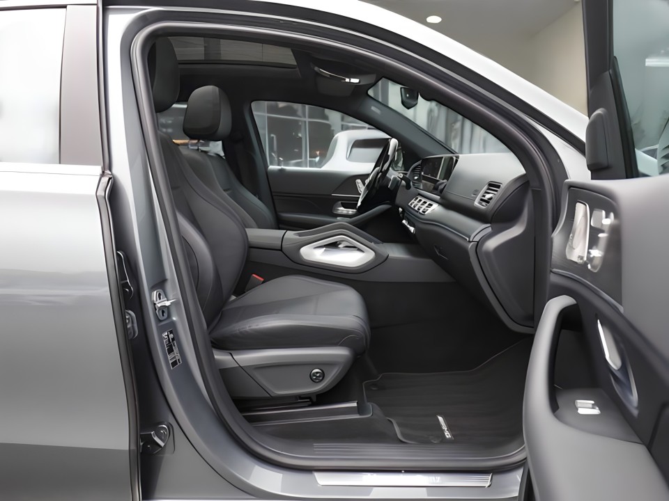 Mercedes-Benz GLE Coupe 400e 4MATIC (3)