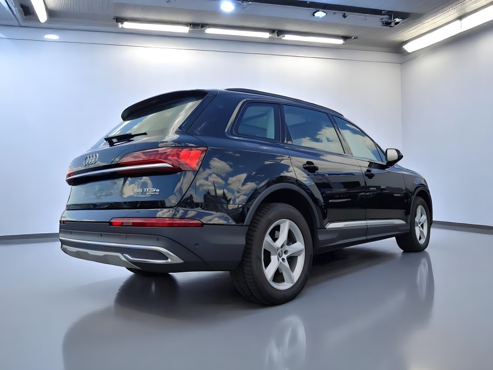 Audi Q7 55 TFSIe quattro tiptronic (3)