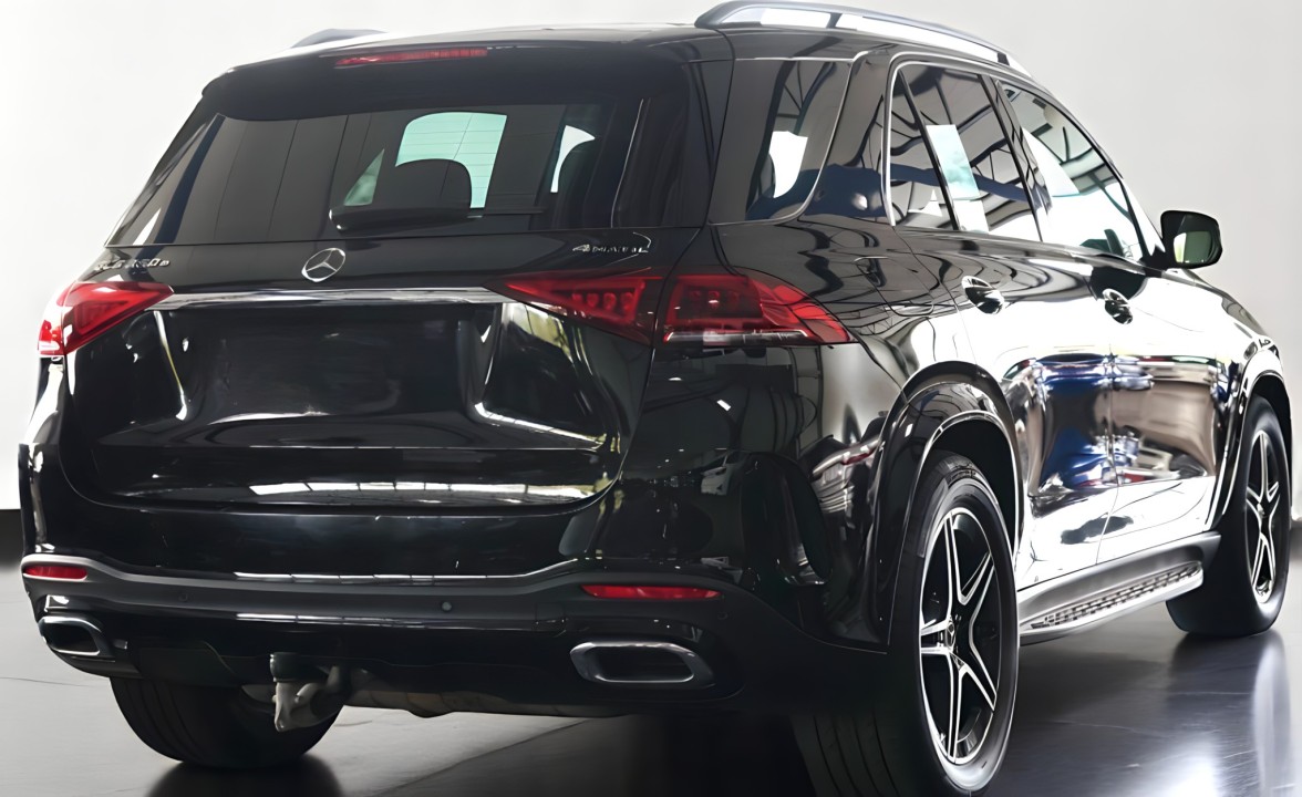 Mercedes-Benz GLE 350e 4MATIC AMG (3)