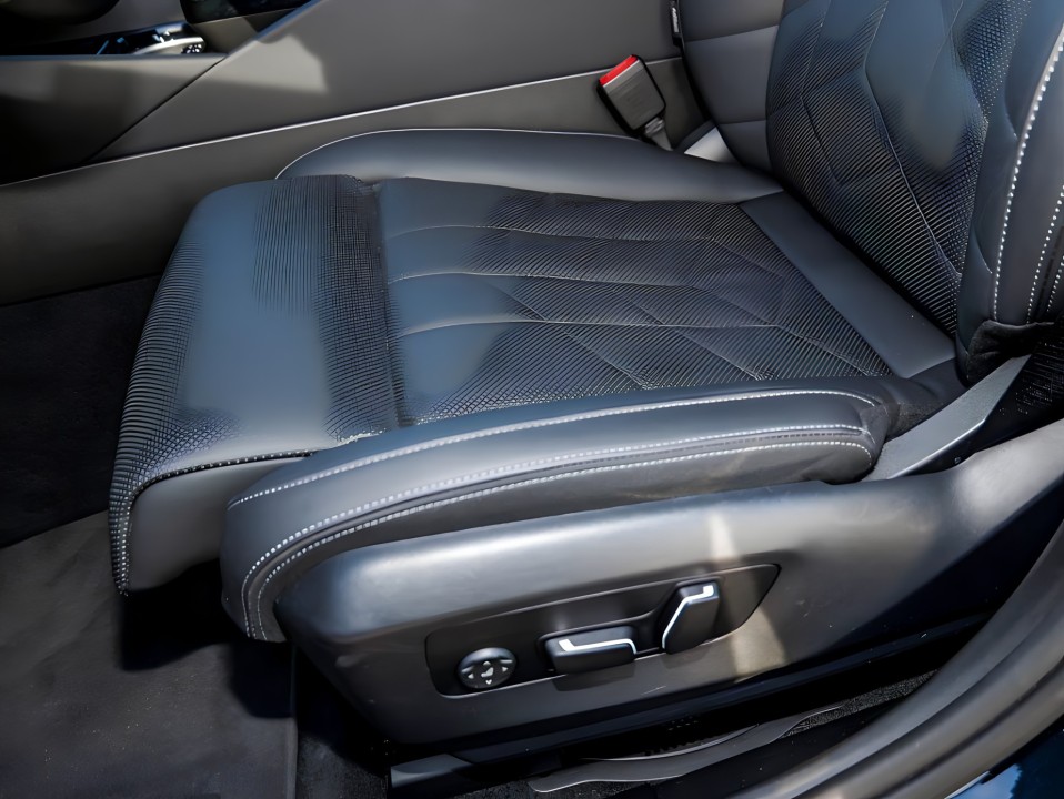 BMW Seria 5 520i - foto 8