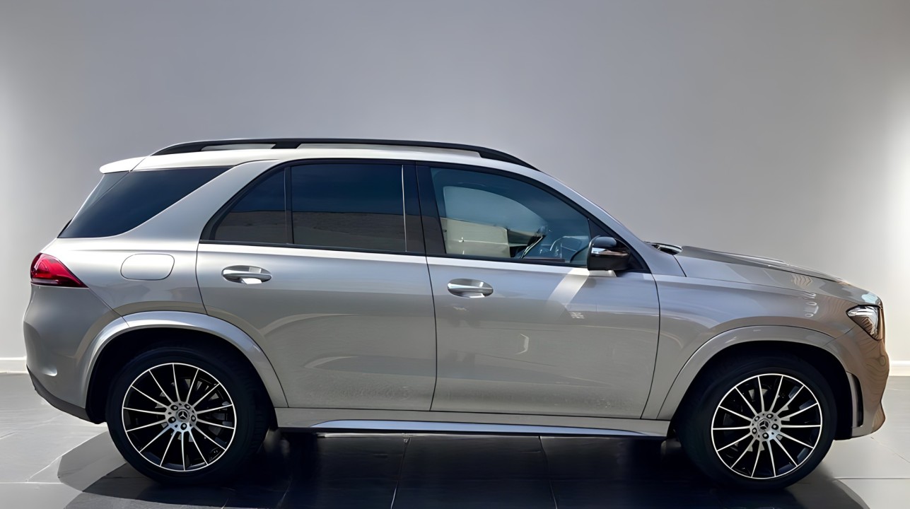 Mercedes-Benz GLE 400 d 4Matic AMG Line (2)