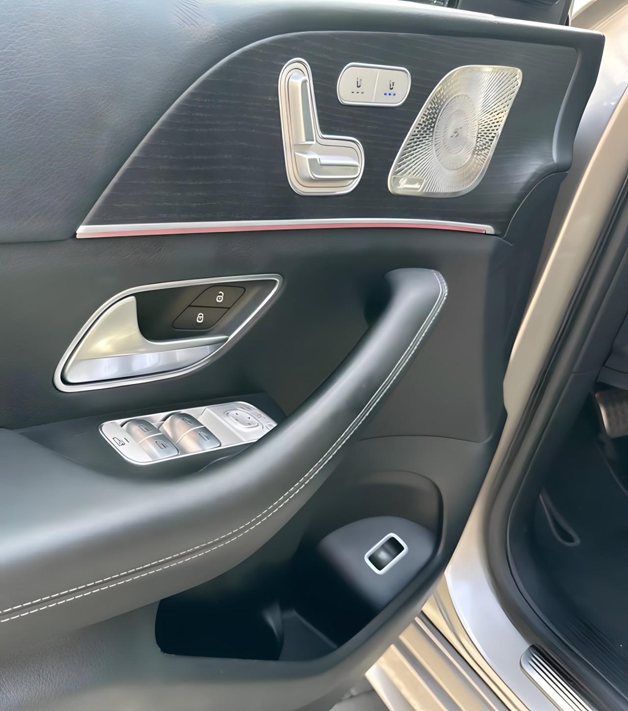 Mercedes-Benz GLE 400 d 4Matic AMG Line - foto 20