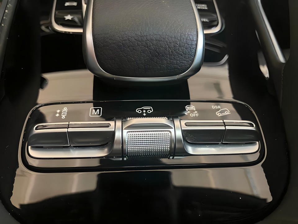 Mercedes-Benz GLE 400 d 4Matic AMG Line - foto 15
