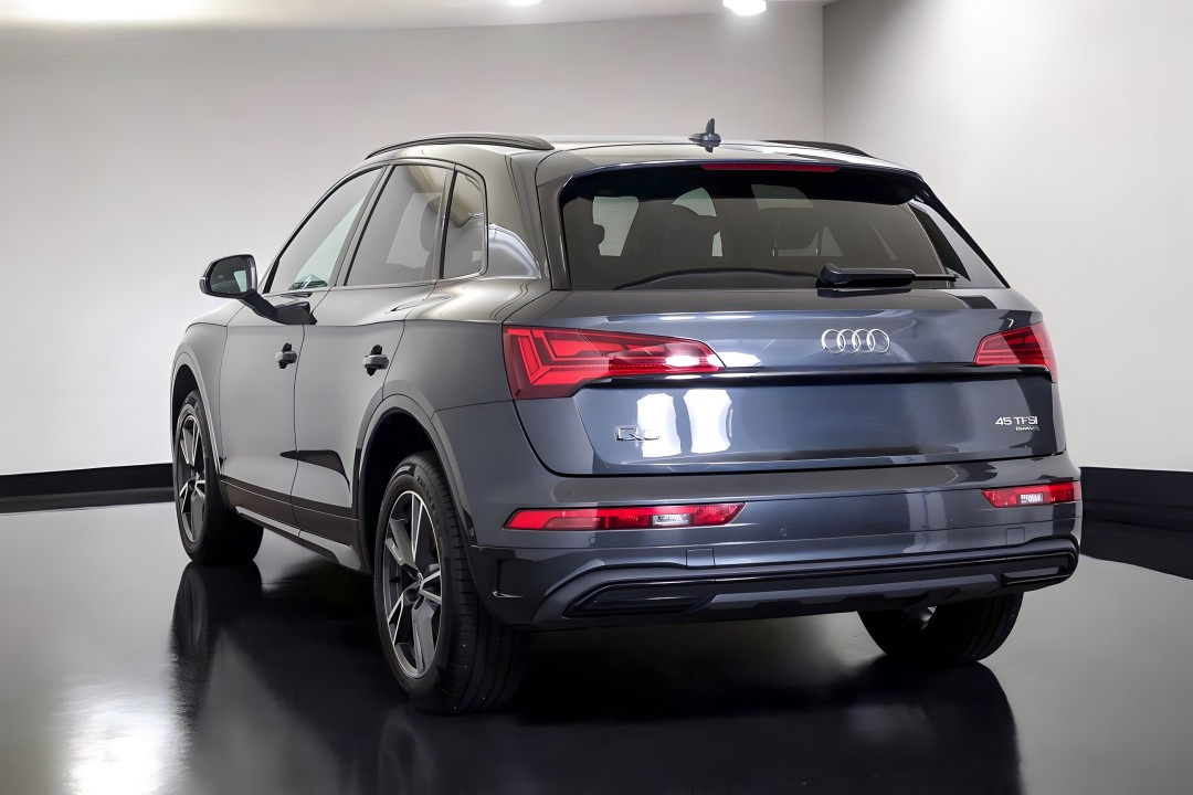 Audi Q5 45 TFSI Quattro S Tronic (3)