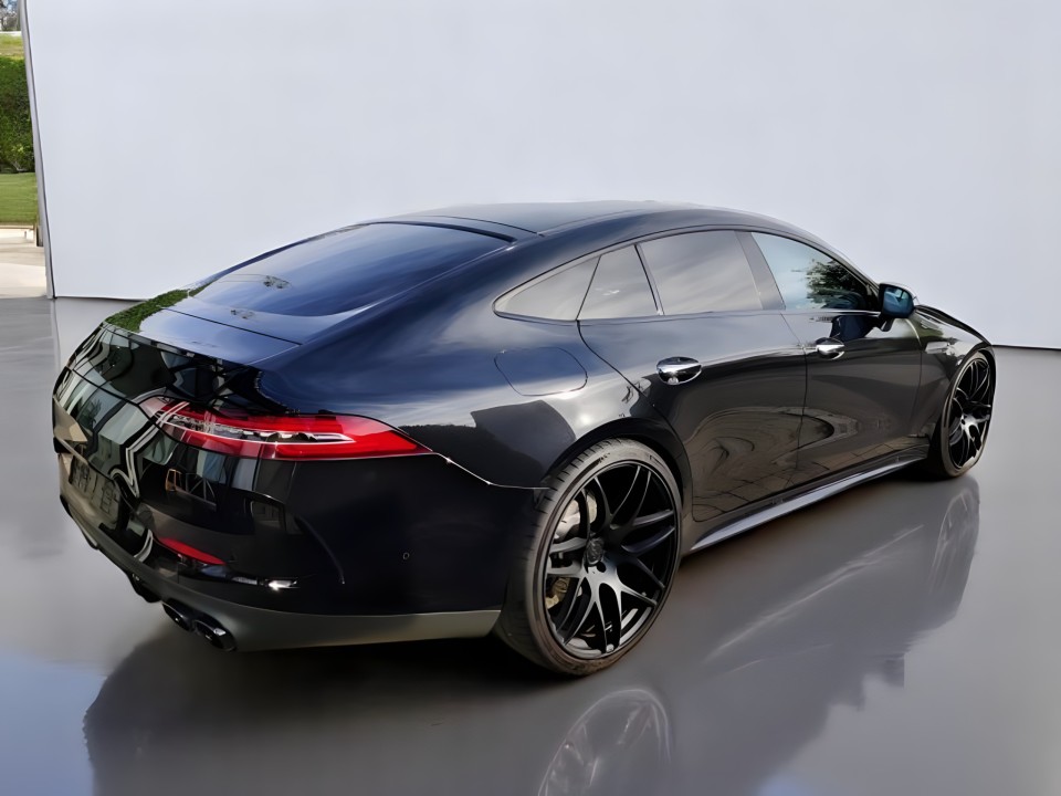 Mercedes-Benz AMG GT 43 4MATIC+ (2)