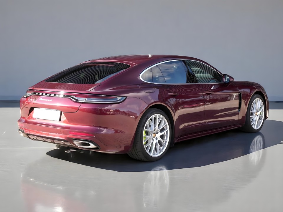 Porsche Panamera 4 E-Hybrid (3)
