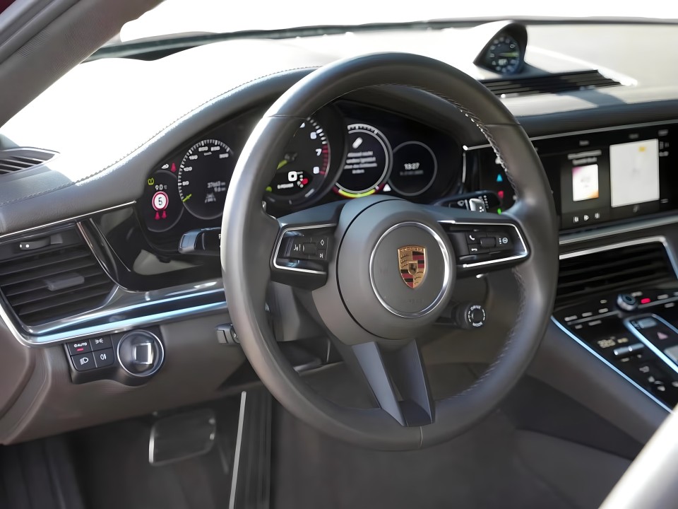 Porsche Panamera 4 E-Hybrid - foto 9