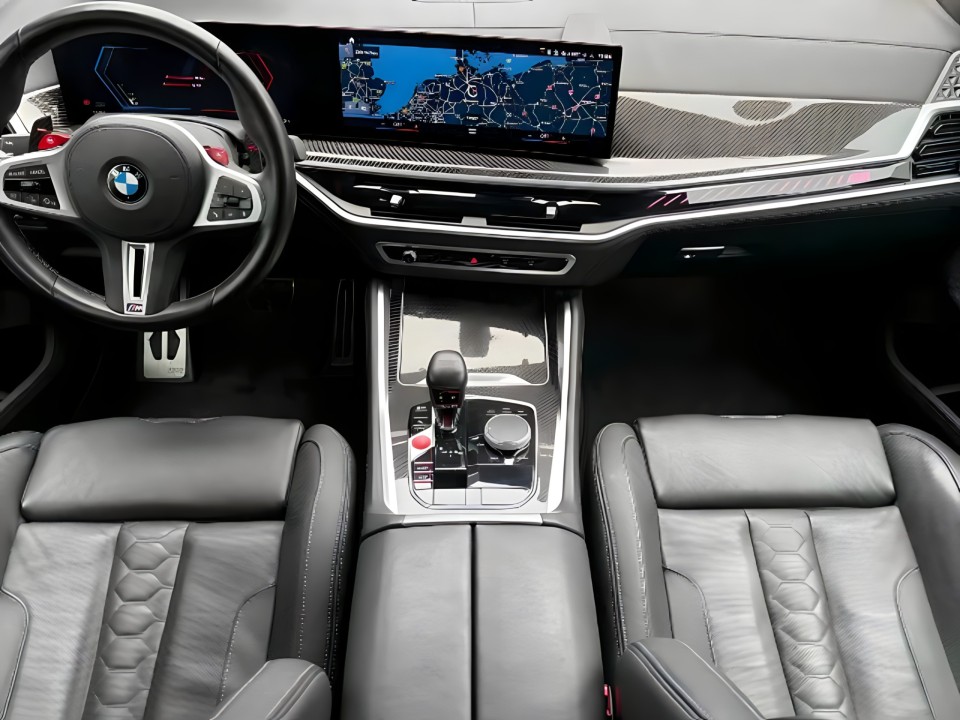 BMW X5 M Competition - foto 8