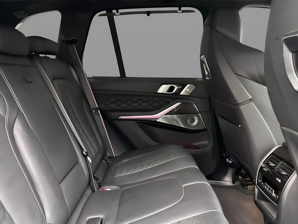 BMW X5 M Competition - foto 6