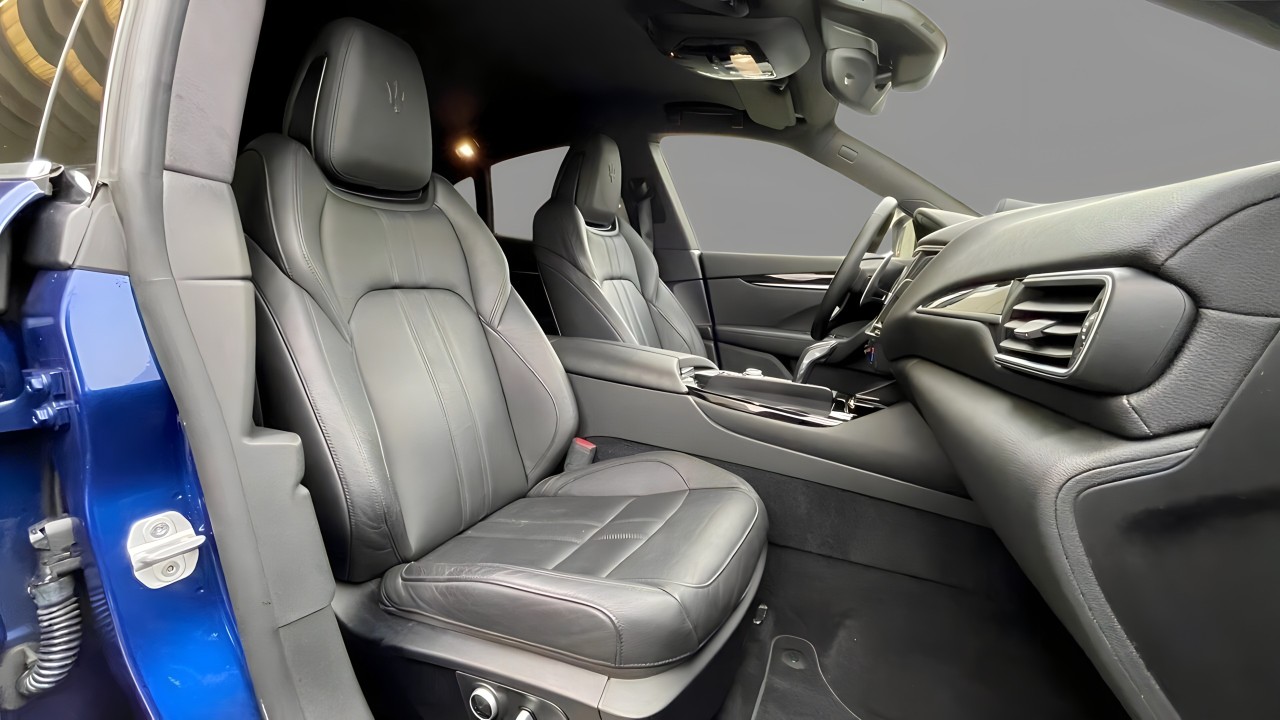 Maserati Levante 3.0 Twin-Turbo Q4 GranSport - foto 8