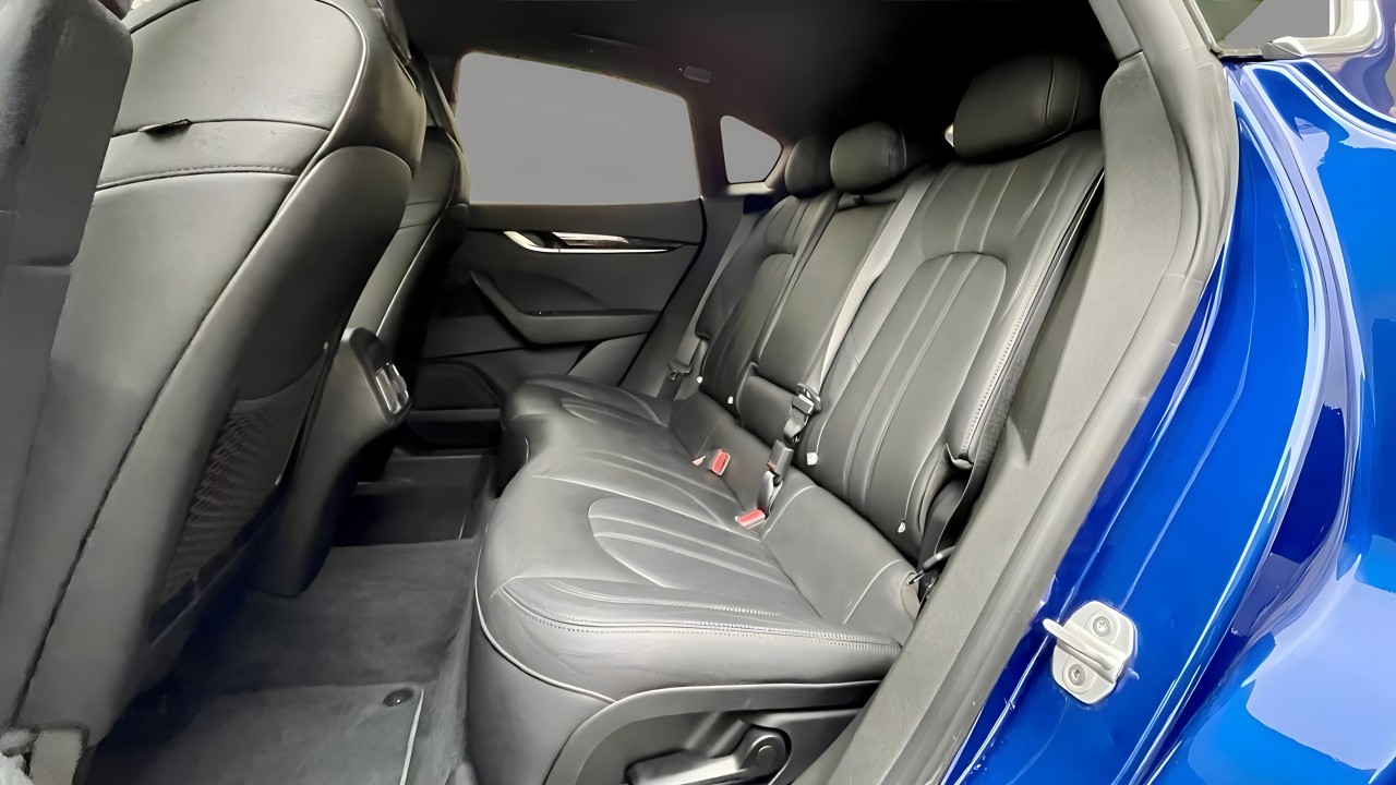 Maserati Levante 3.0 Twin-Turbo Q4 GranSport - foto 9