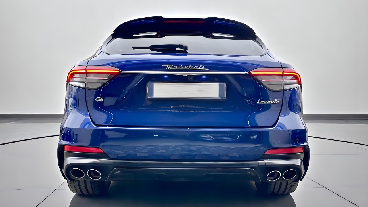 Maserati Levante 3.0 Twin-Turbo Q4 GranSport (4)