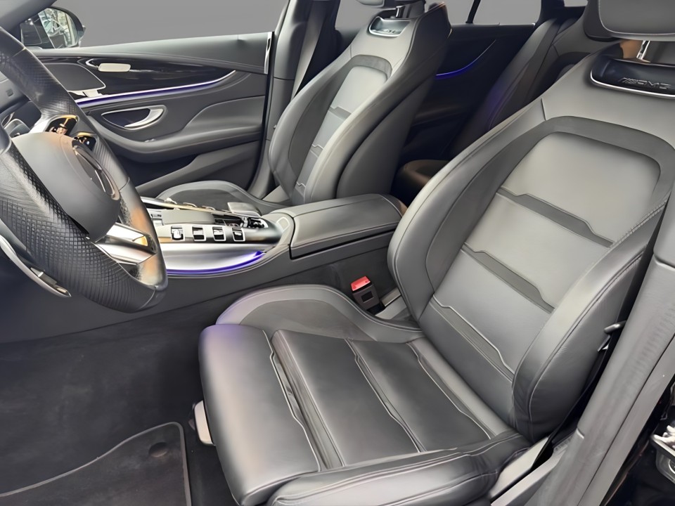 Mercedes-Benz AMG GT 43 4MATIC+ - foto 8