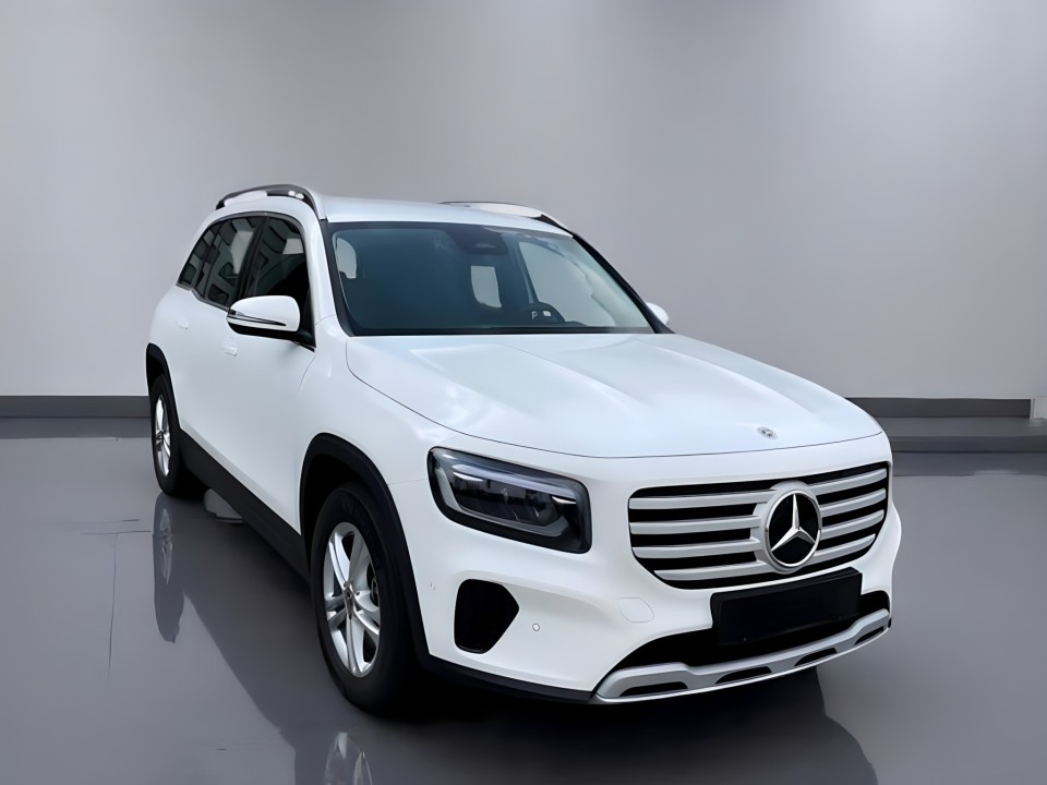 Mercedes-Benz GLB 220 4MATIC (1)