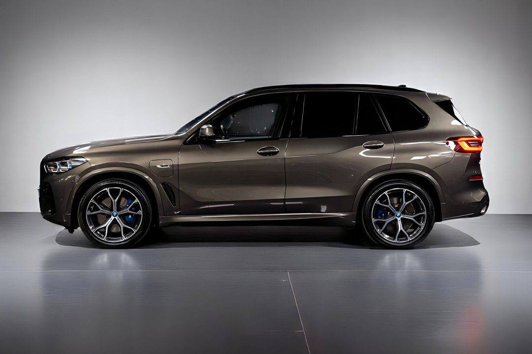BMW X5 xDrive45e M-Sport (3)