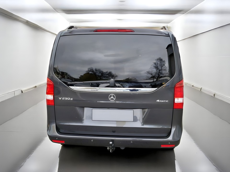 Mercedes-Benz V 250d 4MATIC Long (3)
