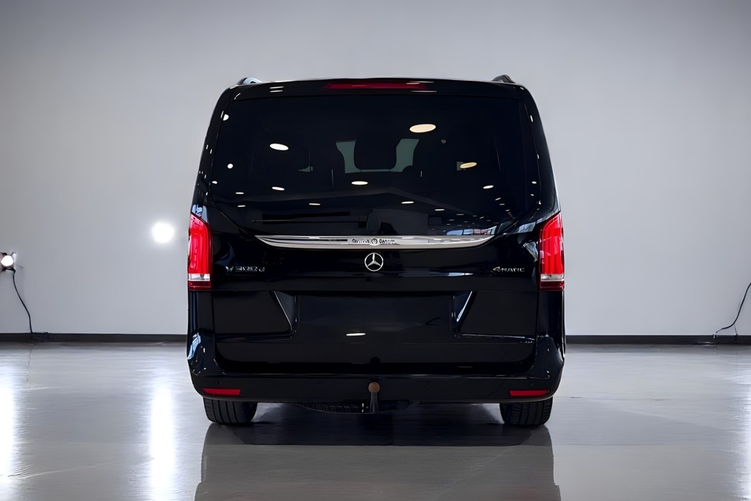 Mercedes-Benz V 300d 4matic (4)