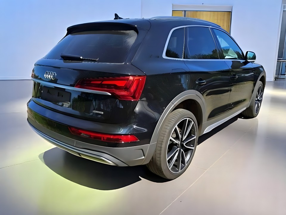 Audi Q5 40TDI S-tronic Quattro Advanced (2)
