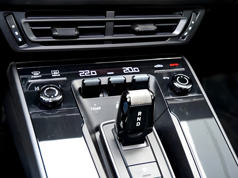 Porsche 911 Carrera - foto 17