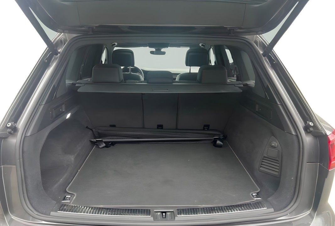 Volkswagen Touareg 3.0 TDI R-Line - foto 12