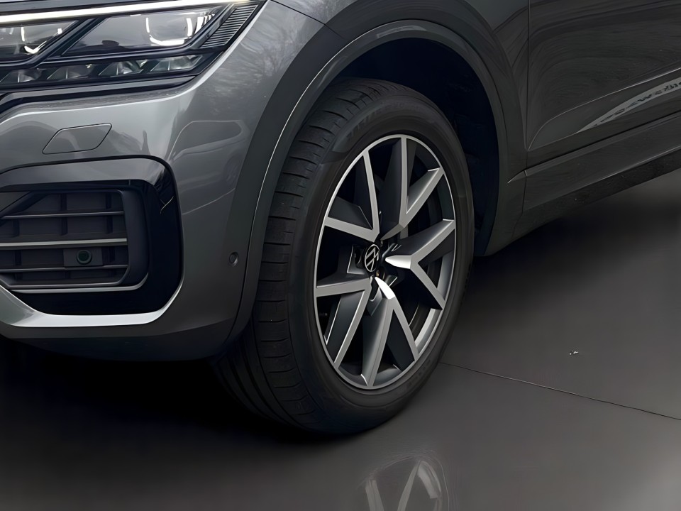 Volkswagen Touareg 3.0 TDI R-Line - foto 13