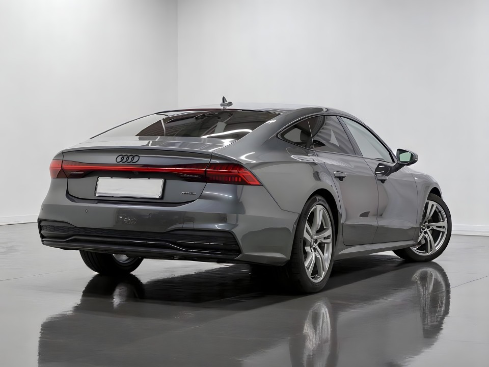 Audi A7 Sportback 50TFSIe Quattro S-tronic S-line (2)