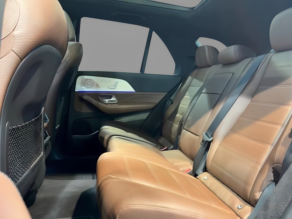 Mercedes-Benz GLE 450d 4MATIC AMG (4)