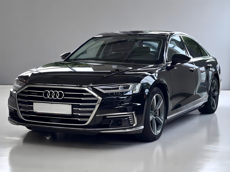 Audi A8 60TFSIe Quattro - foto 6