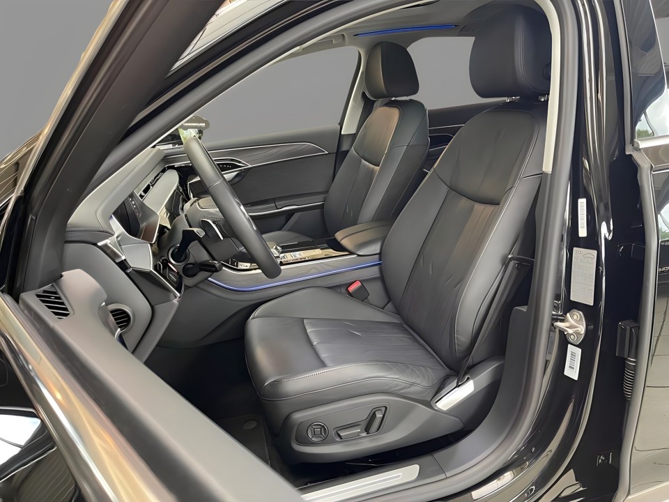 Audi A8 60TFSIe Quattro - foto 12